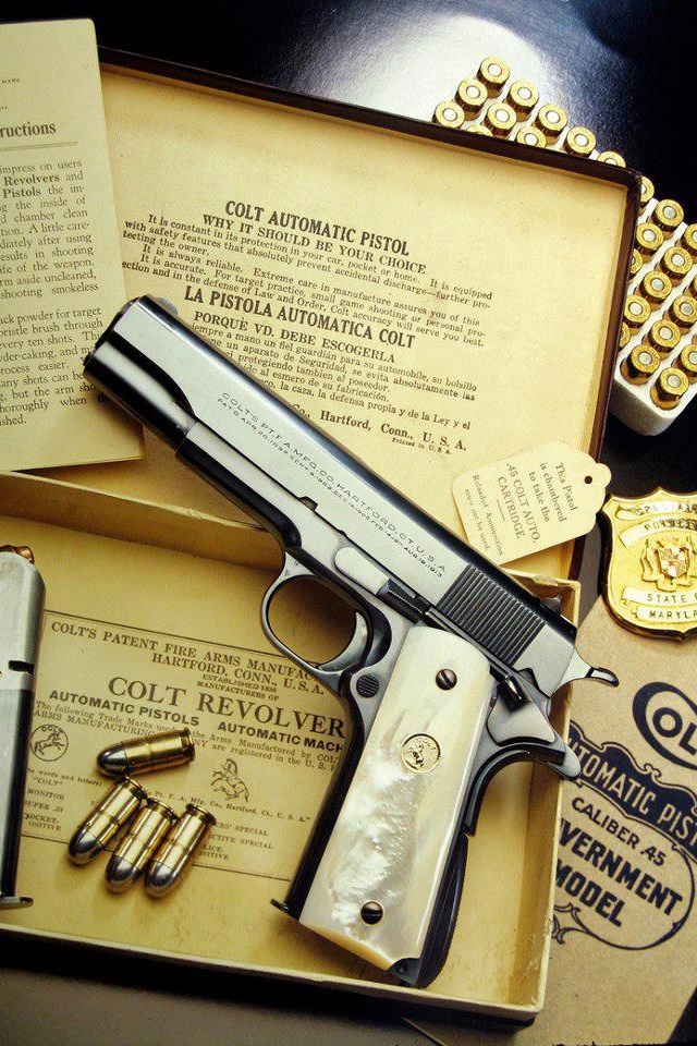 Pistole vs. revolvery